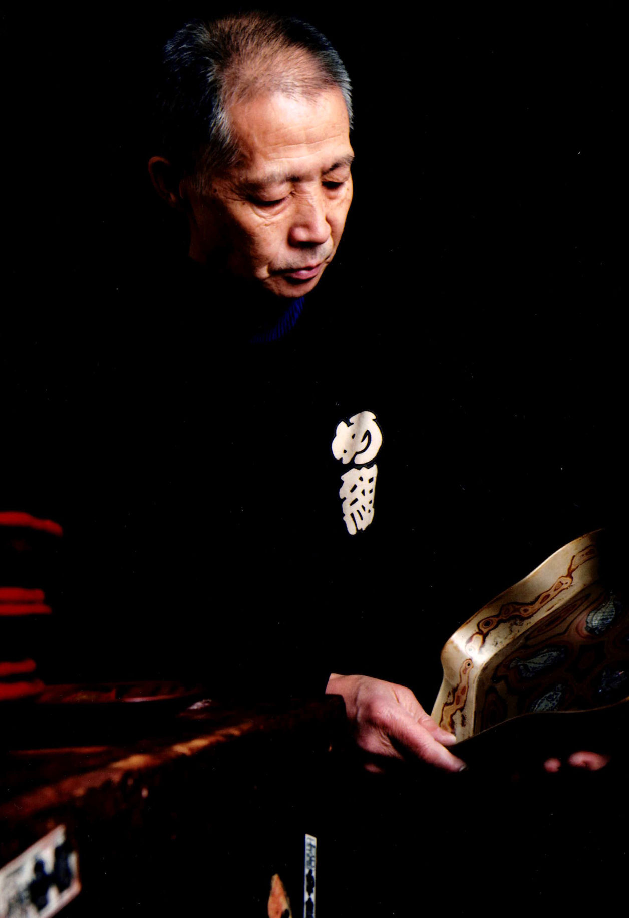 11代目漆芸職人中島泰英